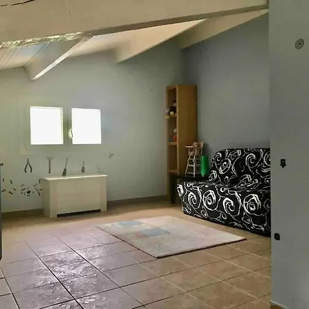 Belle Provencale Avec Piscine A Holiday home Brignoles