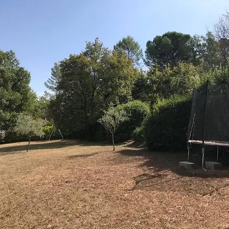 Belle Provencale Avec Piscine A *