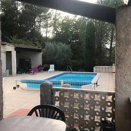 Belle Provencale Avec Piscine A